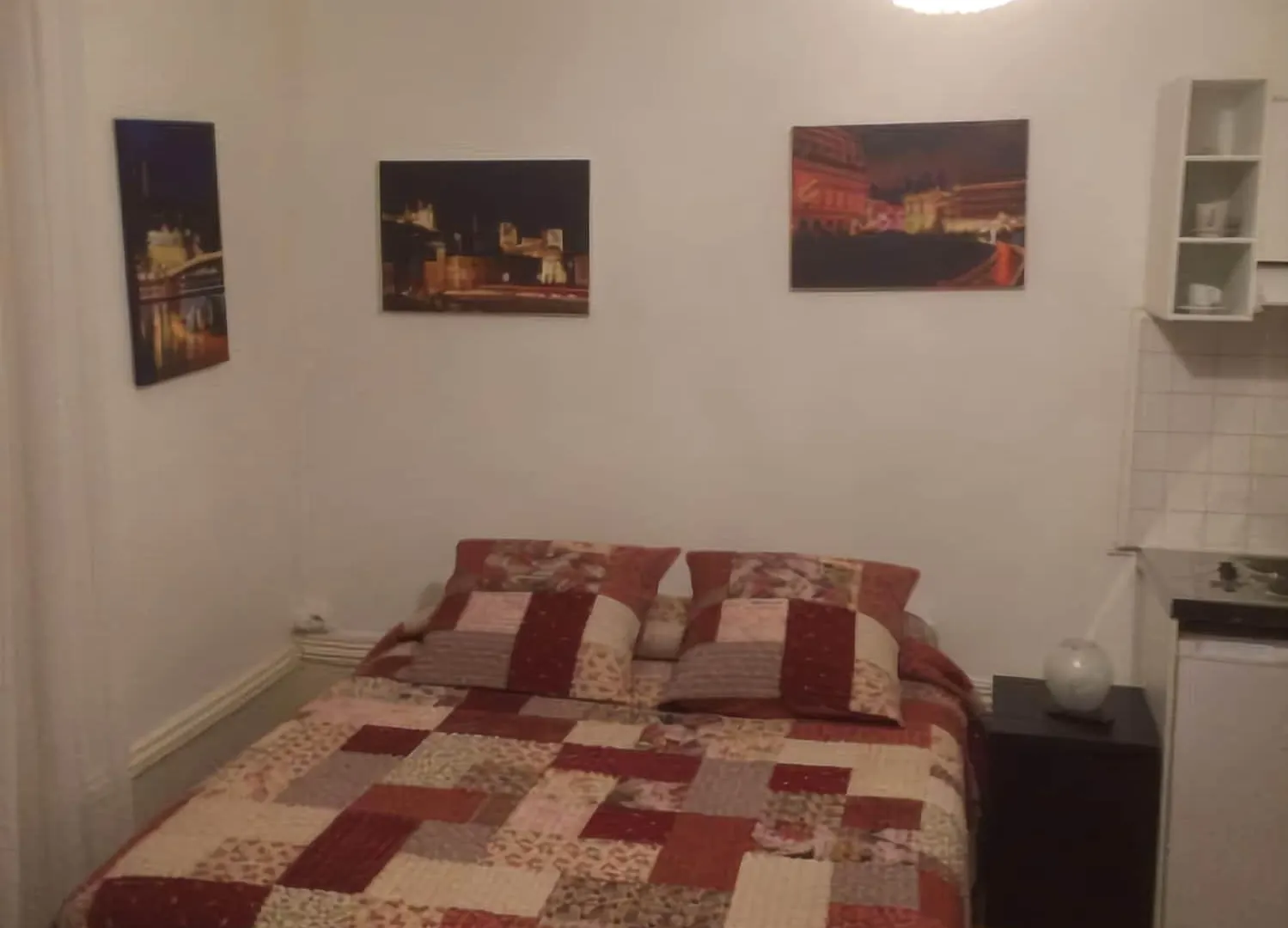 B&B 