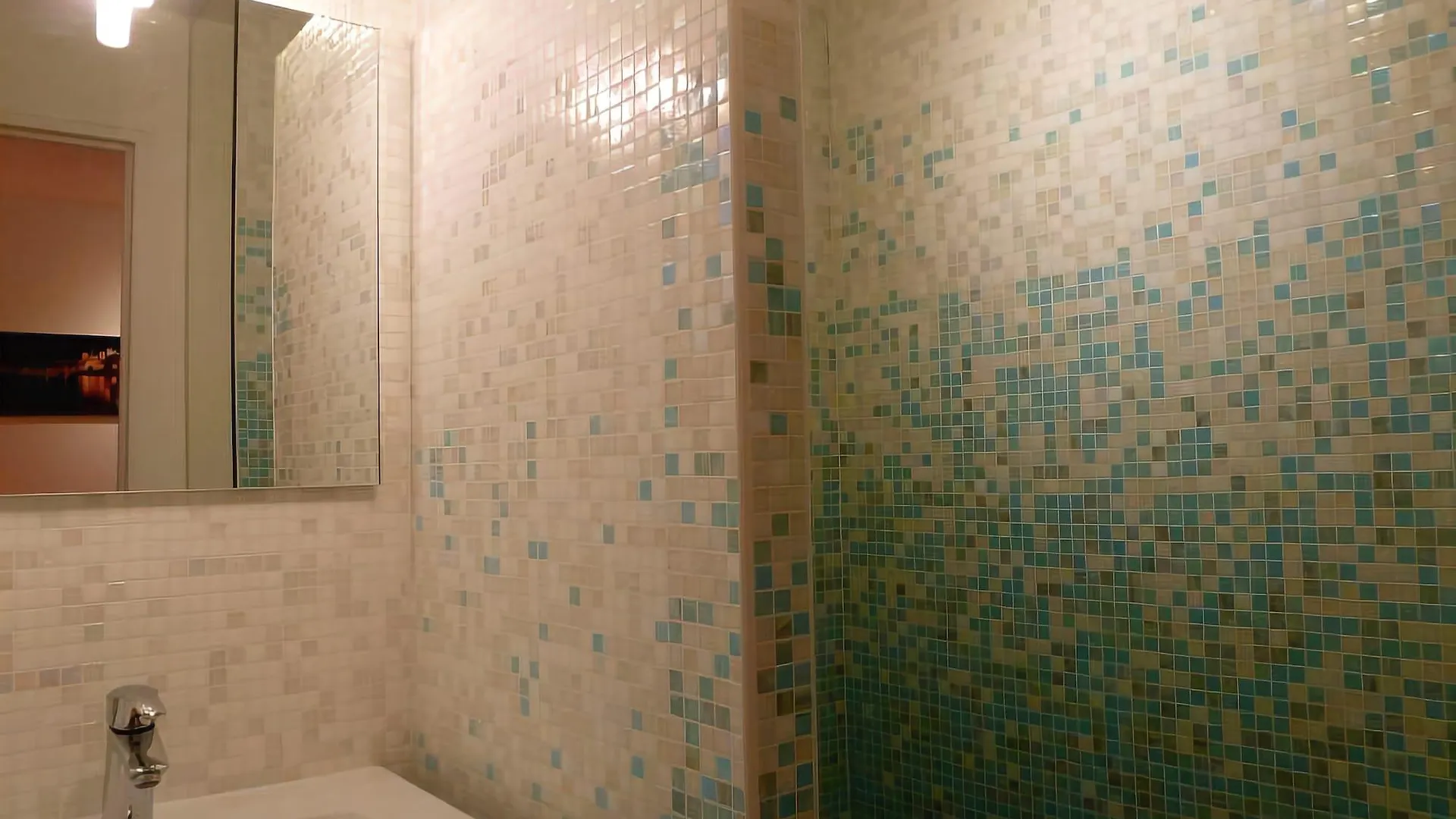 B&B 