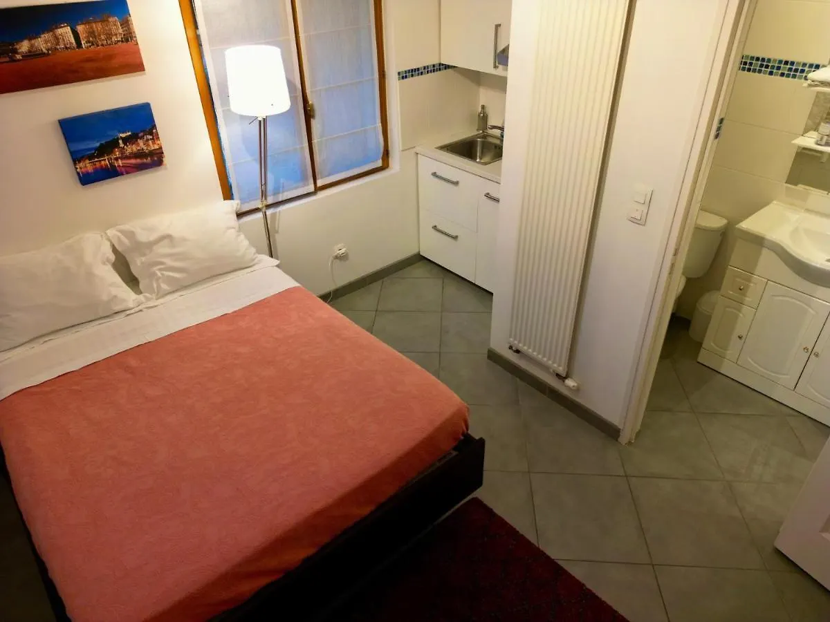 Bed & Breakfast B&B 