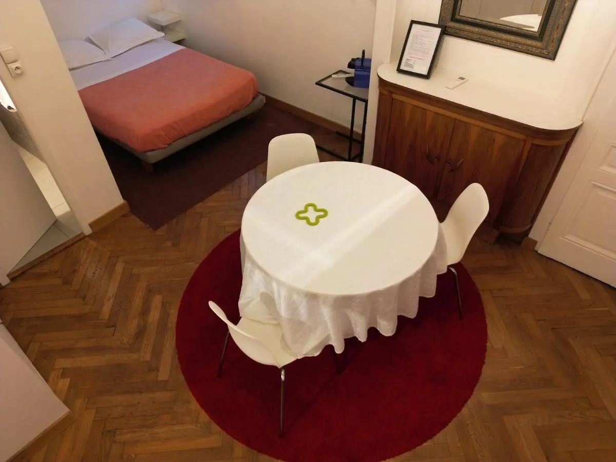 Bed & Breakfast B&B 